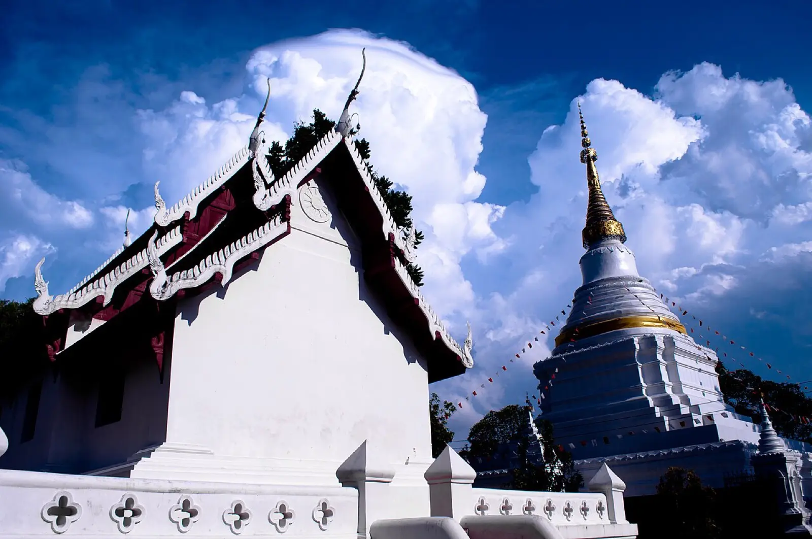 วัดพระแก้วดอนเต้า